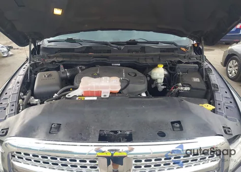 2015 Ram 1500 Laramie из США, поврежденный, VIN 1C6RR7NMXFS731962